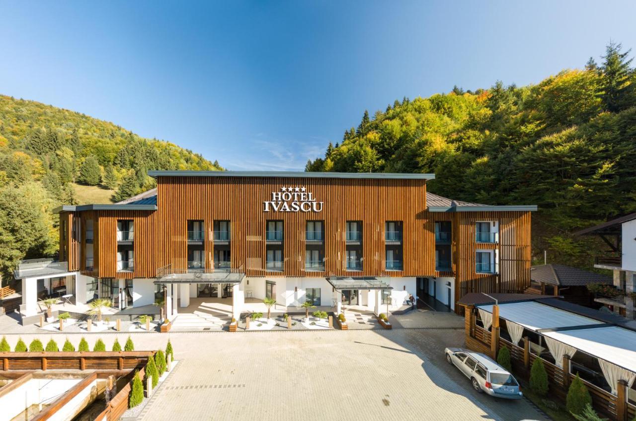 Hotel Ivascu Moisei Exterior foto