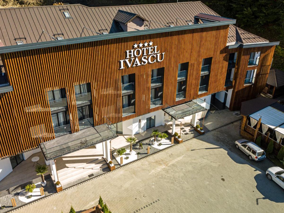 Hotel Ivascu Moisei Exterior foto